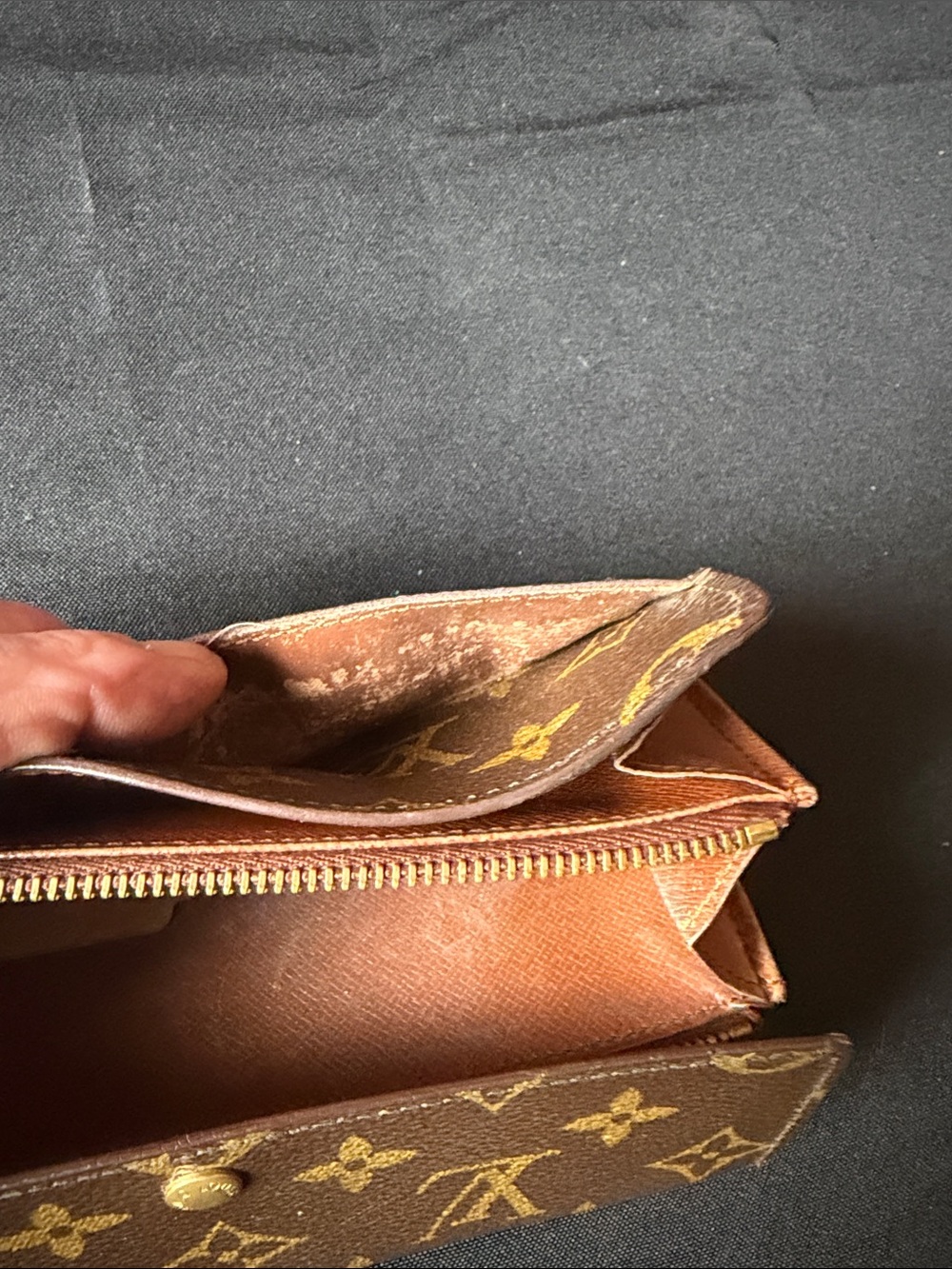 Louis Vuitton Monogram Canvas Long Wallet - Picture 11 of 12